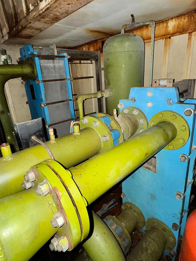 Used 2006 Caterpillar 1100 kW Gas Generating Set 3516B