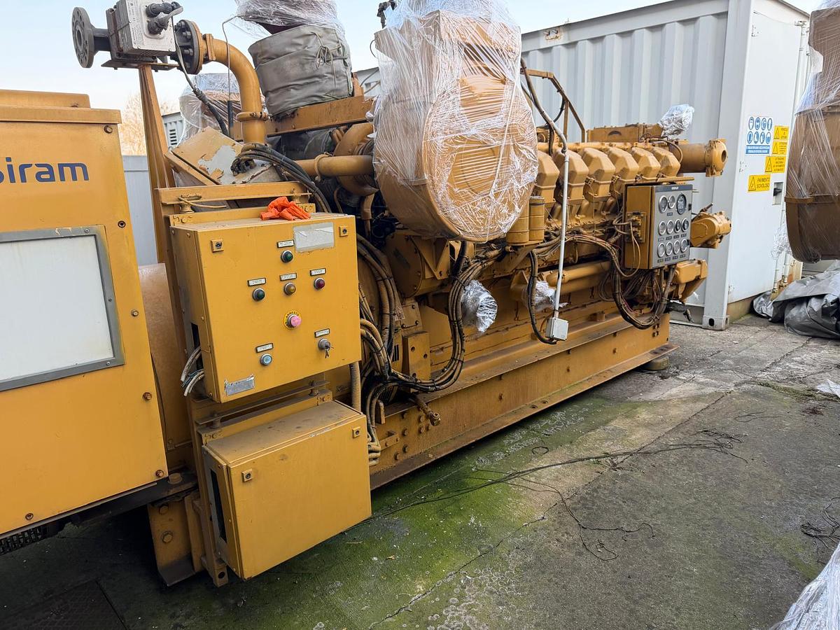 Used 2001 Caterpillar G3516A 1 MW Output Gas Generating Set