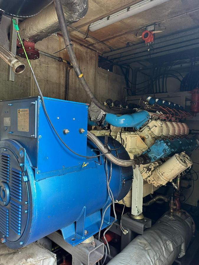Used 2004 MAN Containerised Gas Generator 280 kW