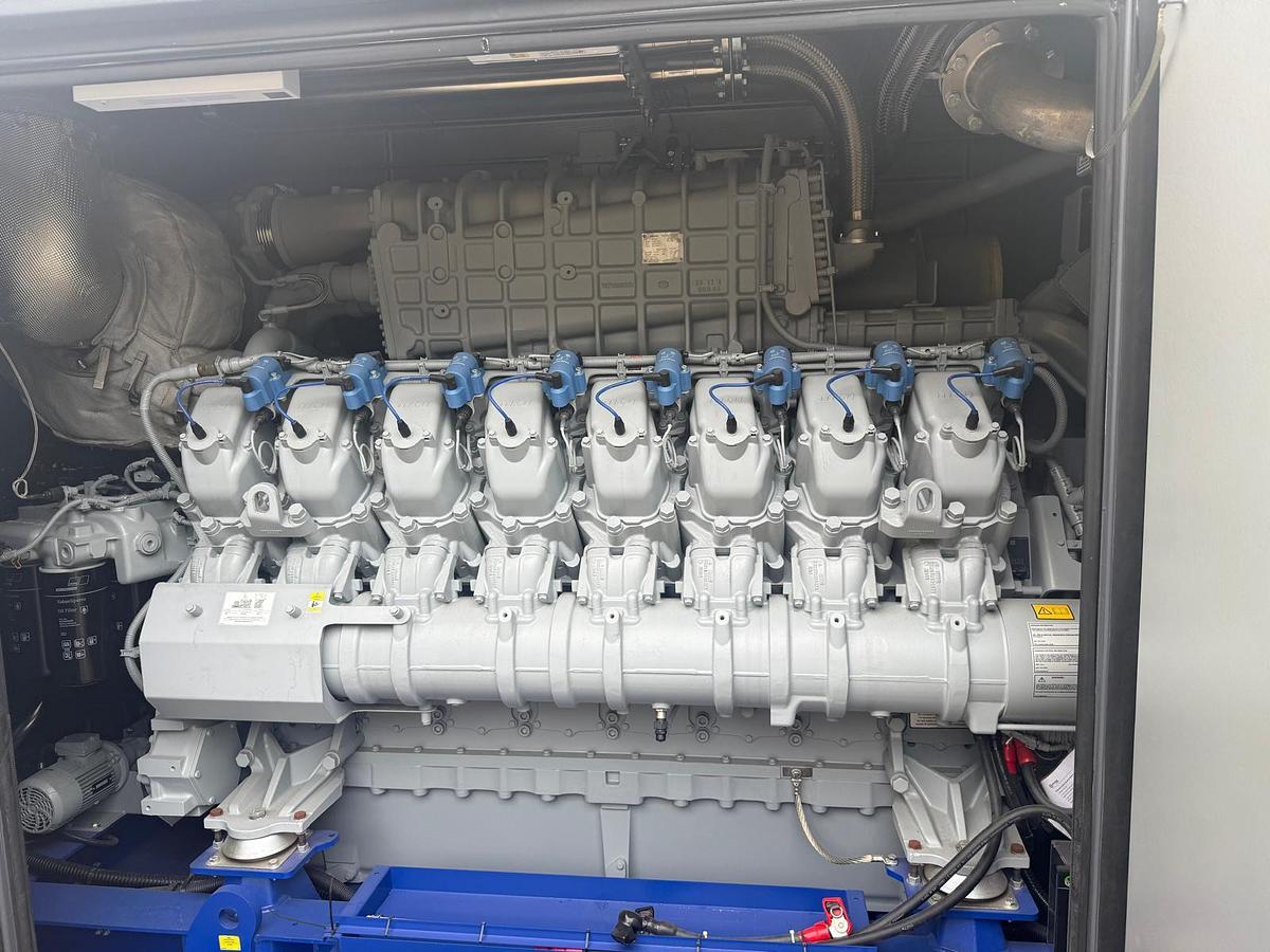 MTU 16V4000L64FNER Natural Gas Containerised Generating Set Complete Package