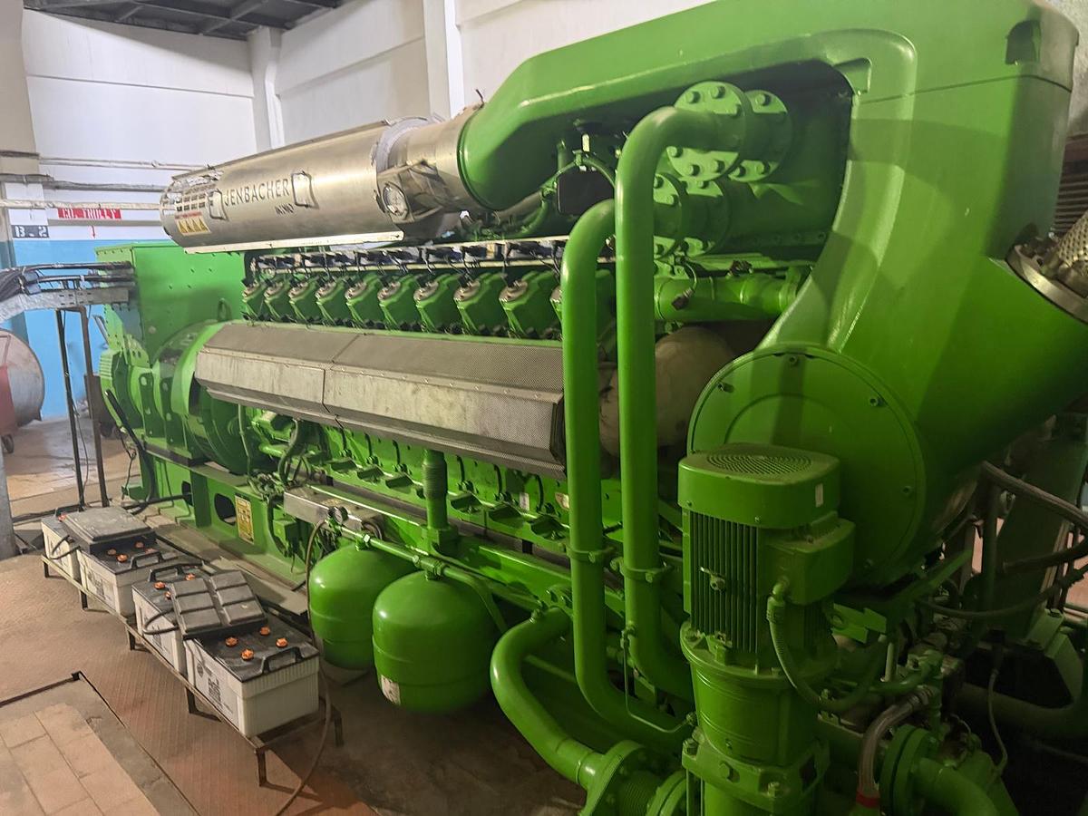 Used 2021 Jenbacher 1500 kW Gas Generating Set Jenbacher J420 GS-B05