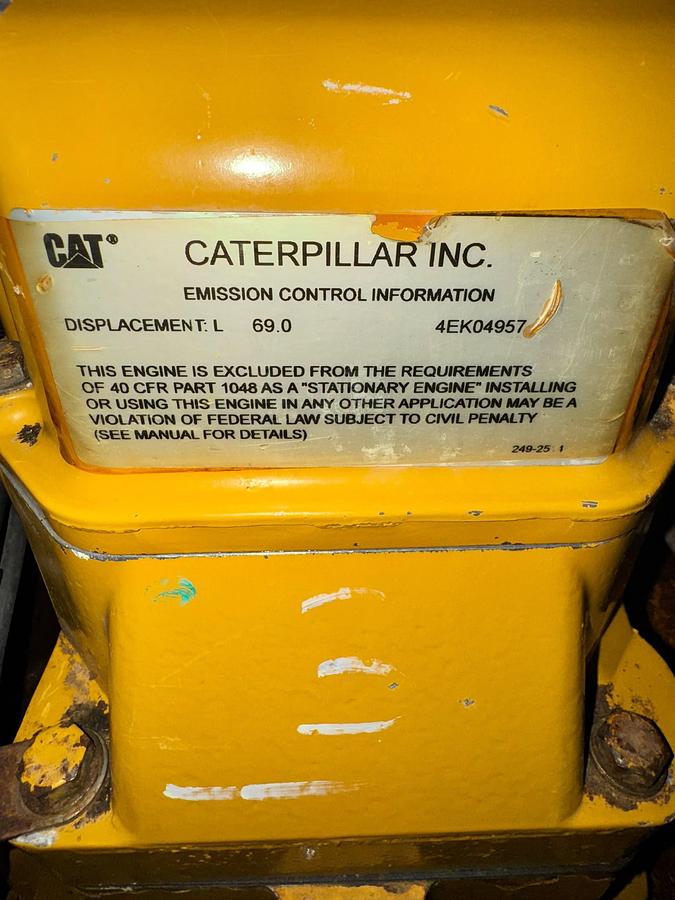 Used 2006 Caterpillar 1100 kW Gas Generating Set 3516B
