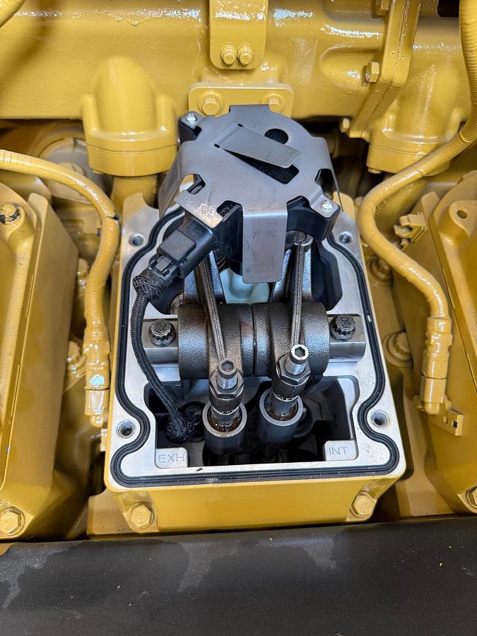 Used 2013 Caterpillar G3520H Gas Generator - 2.5 MW