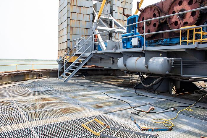 Used 1983 Manitowoc 4600 S-4 60' Diameter Ringer