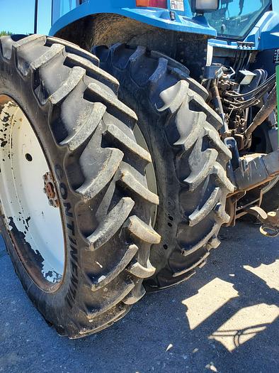 Used 1995 Ford 8870 Tractor