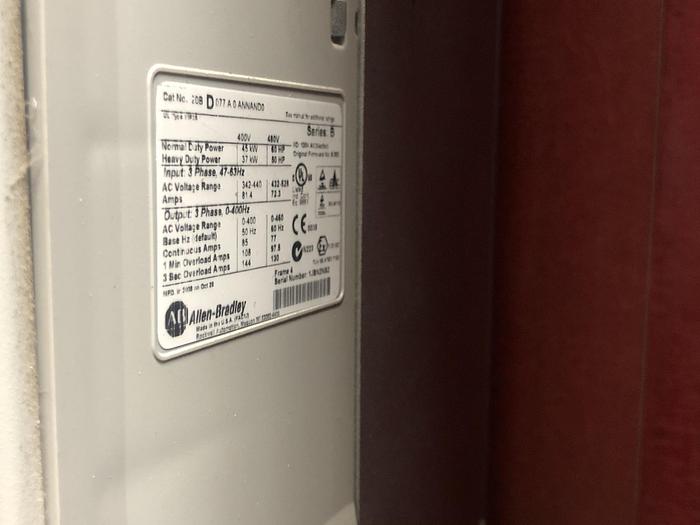 Used ALLEN BRADLEY CENTERLINE MCC SECTION WITH POWERFLEX DRIVES