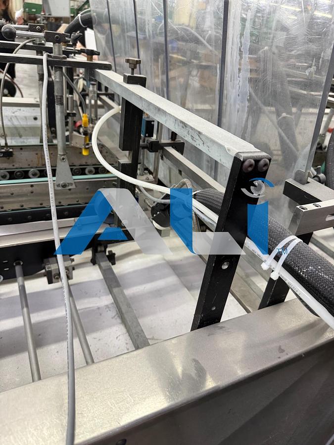 Used 1997 Universal Folder Gluer FG 1100 XL
