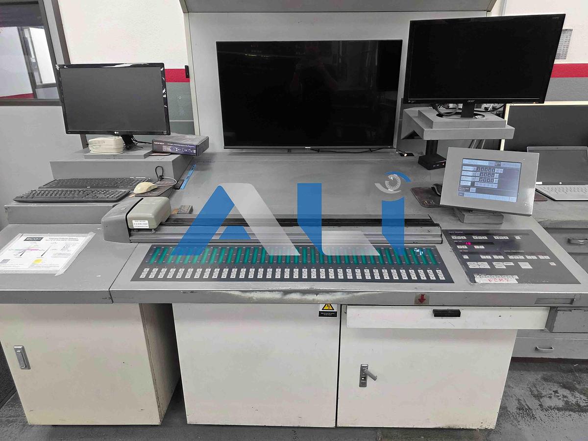 Used 1999 Komori L640 / 6 Color / Coater Extended Delivery