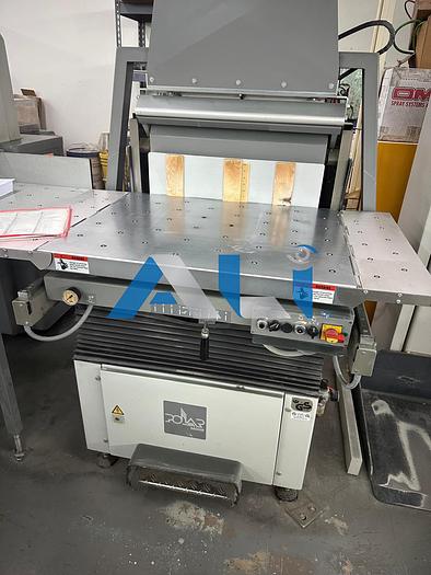Used 2002 Polar 92E Programmable Paper Cutter with Lift and Jogger