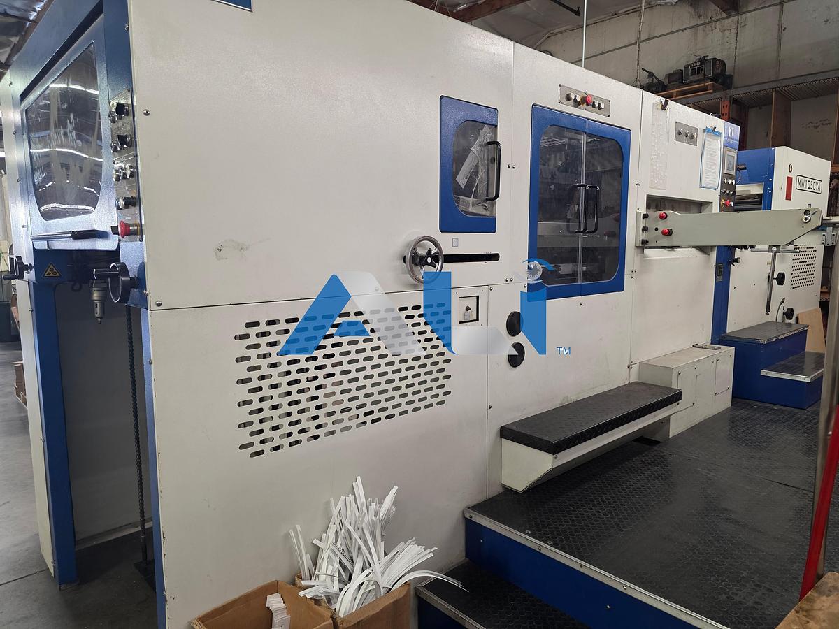 Used #106280 2006 Yawa MW1050 YA Die Cutter 