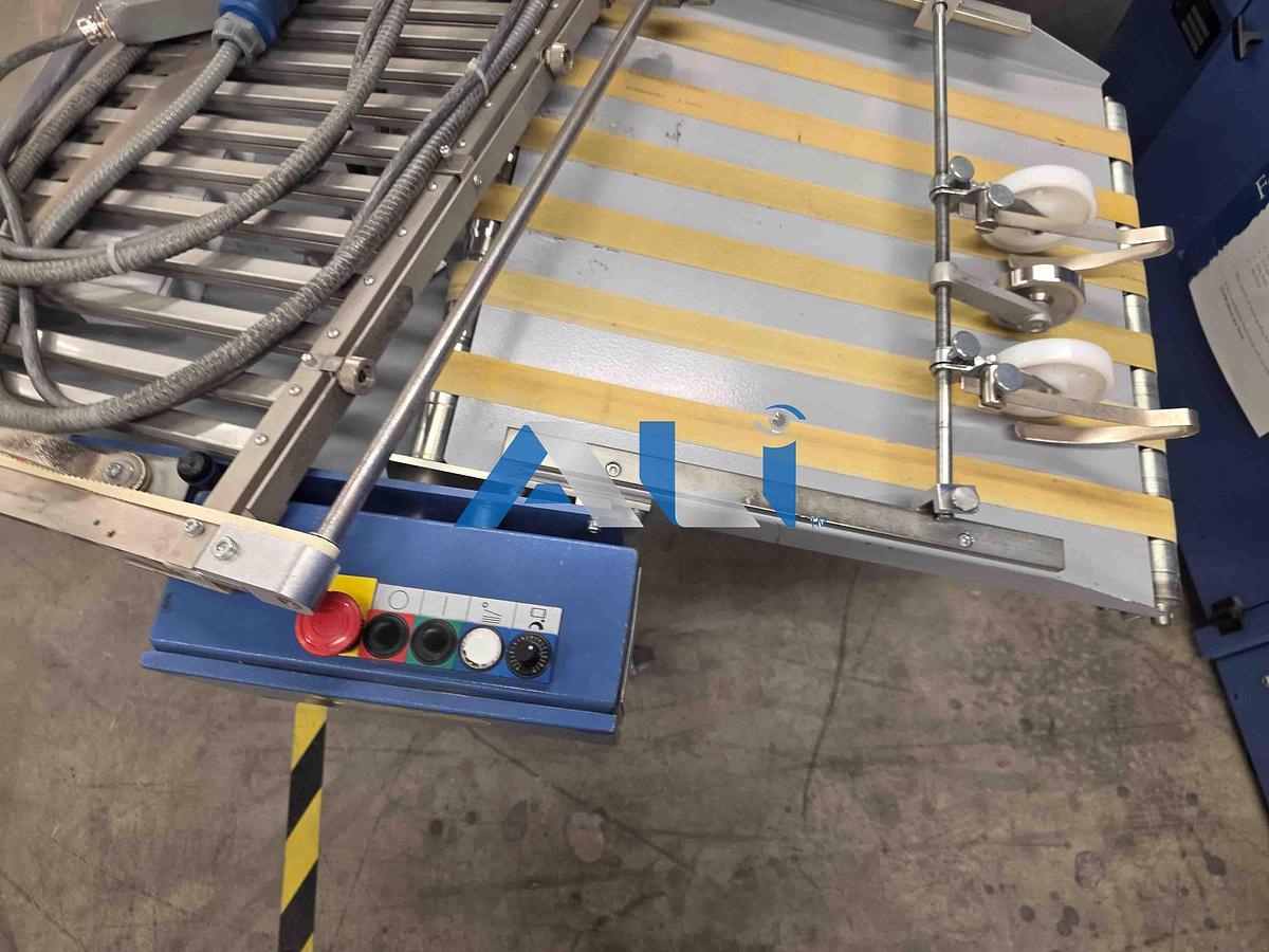 Used 2004 MBO B21 Continuous Feed Folder with Right Angle