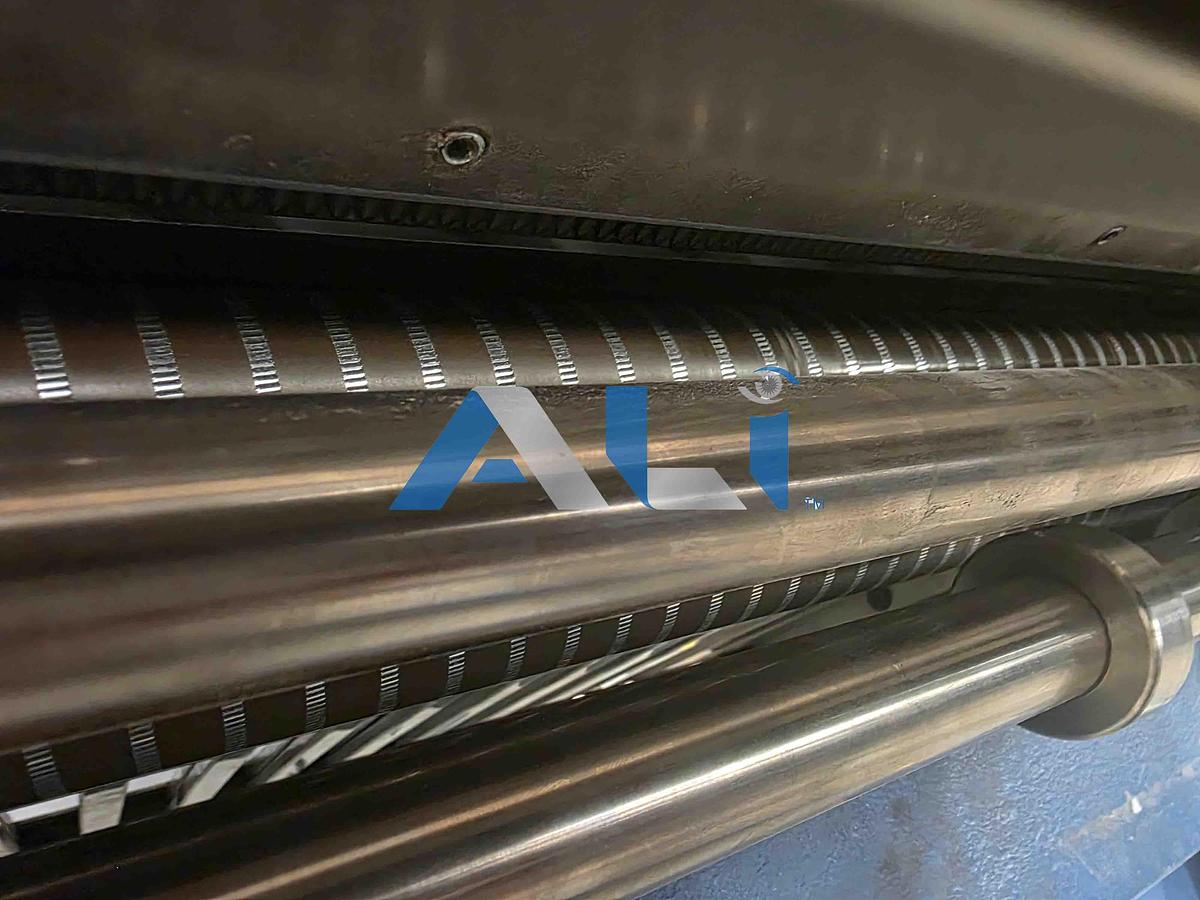 Used 2004 MBO B21 Continuous Feed Folder with Right Angle