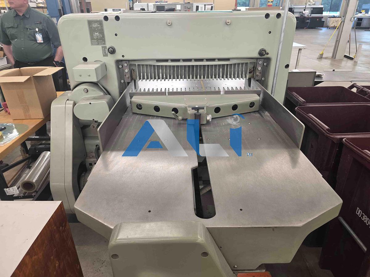 Used 1984 Polar 92EMC 36" Paper Cutter