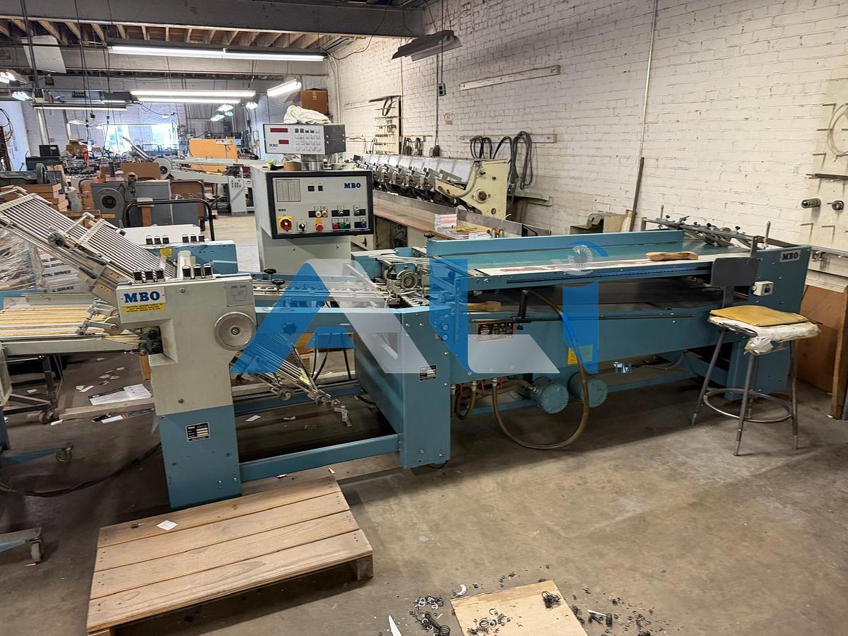Used 1995 MBO Folder 26 x 40, 4/4/4 Continuous Feed w/ 8pg, 16pg & Del