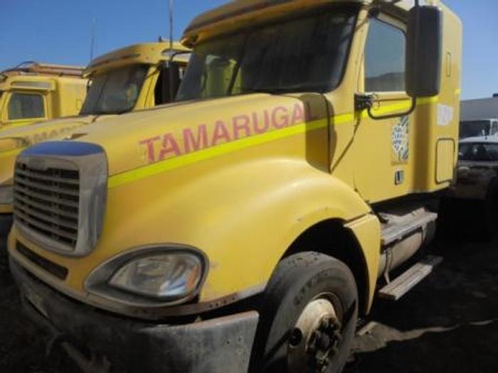 2013 FREIGHTLINER CL 120