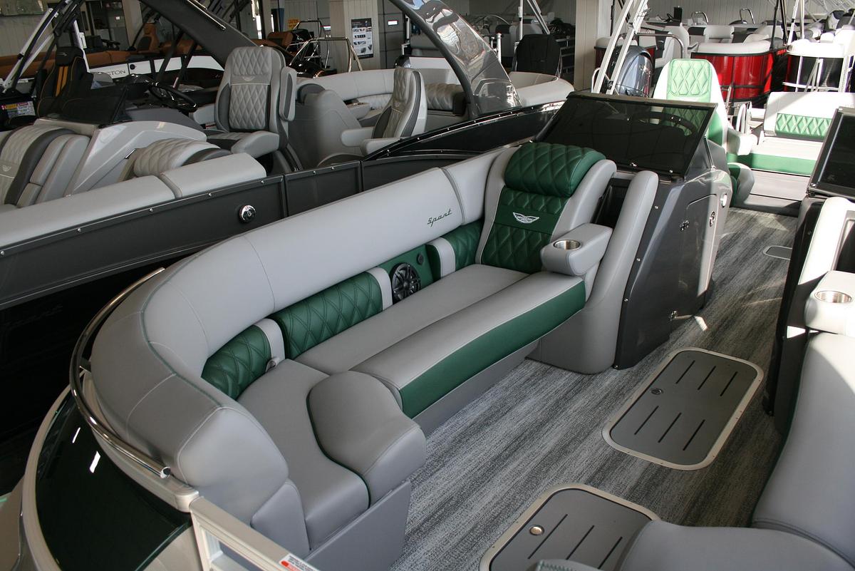 2026 Bennington 25QSBWSF