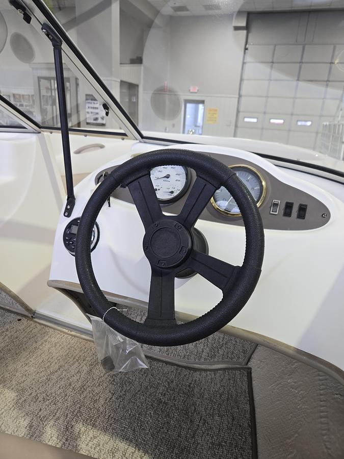 Used 2001 Bayliner 160 Capri bowrider