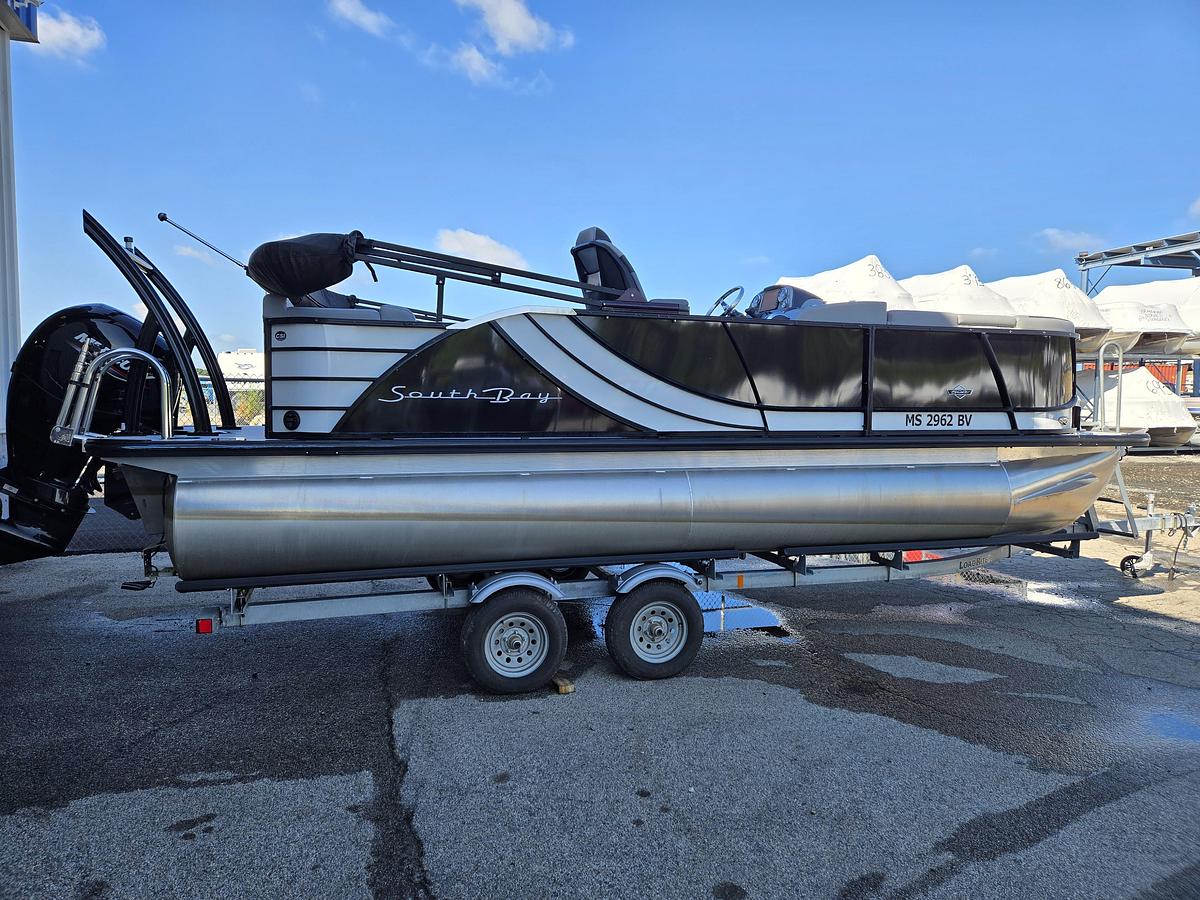 Used 2023 SOUTHBAY 521 CR 2.75 Tri-toon