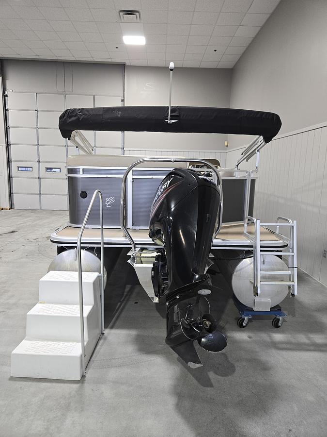 Used 2016 Cypress Cay Seabreeze 250