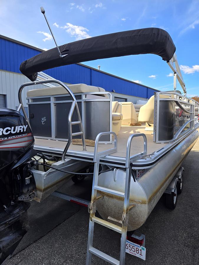 Used 2016 Cypress Cay Seabreeze 250