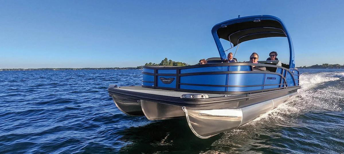 2026 Bennington R Bowrider Line