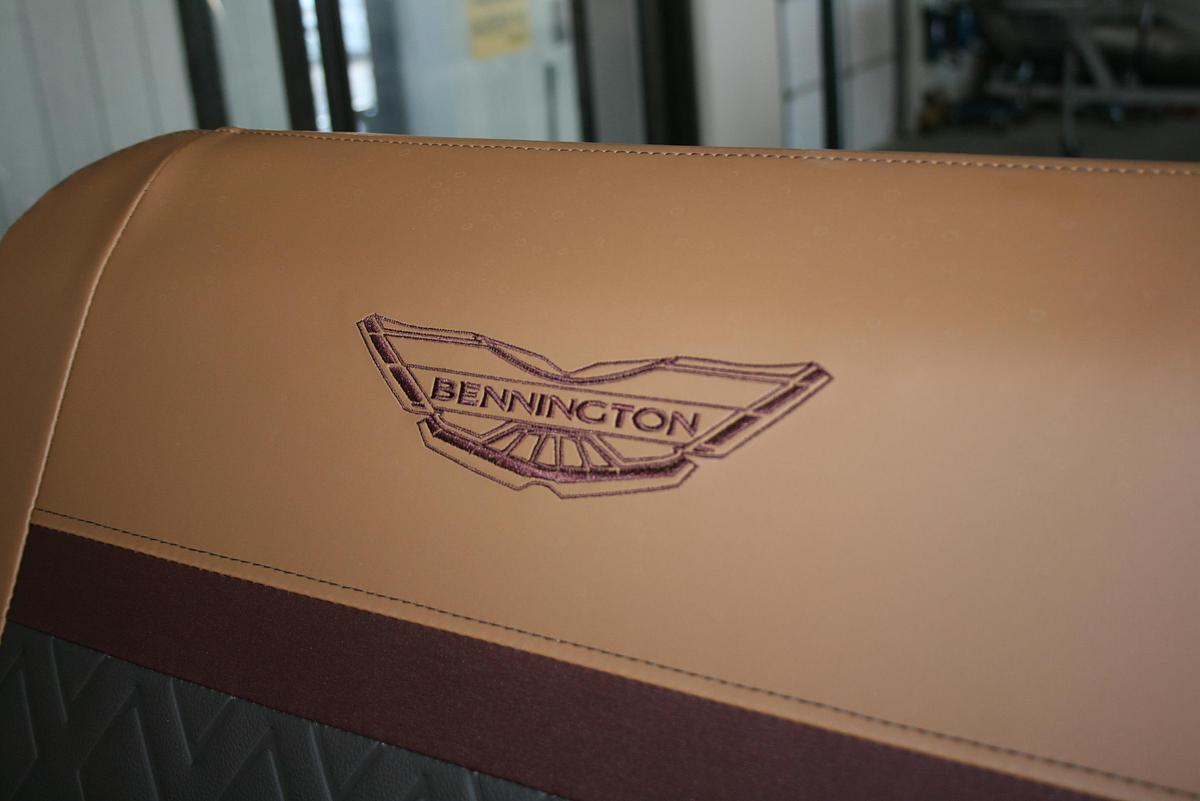 2026 Bennington 23MSLSF