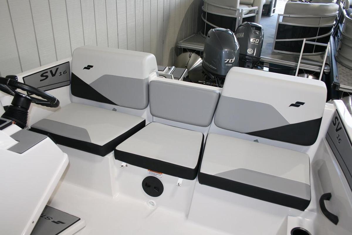 2025 Starcraft Marine SV OB SV 16 OB