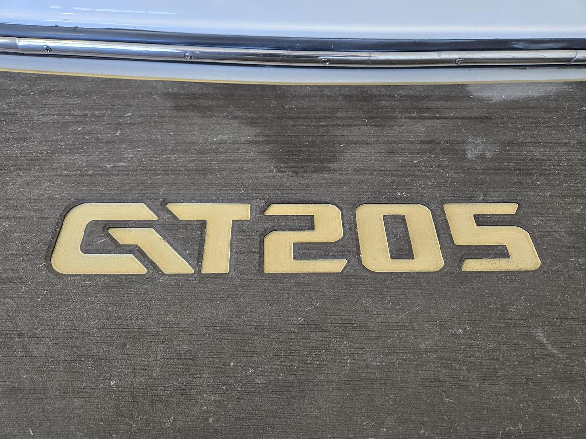 Used 2019 Glastron GT205