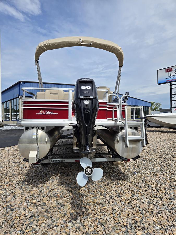 Used 2021 Sun Tracker 21' Fishin Barge
