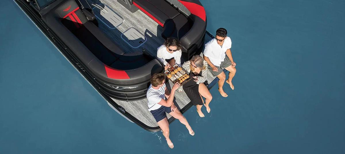 2026 Bennington M Line