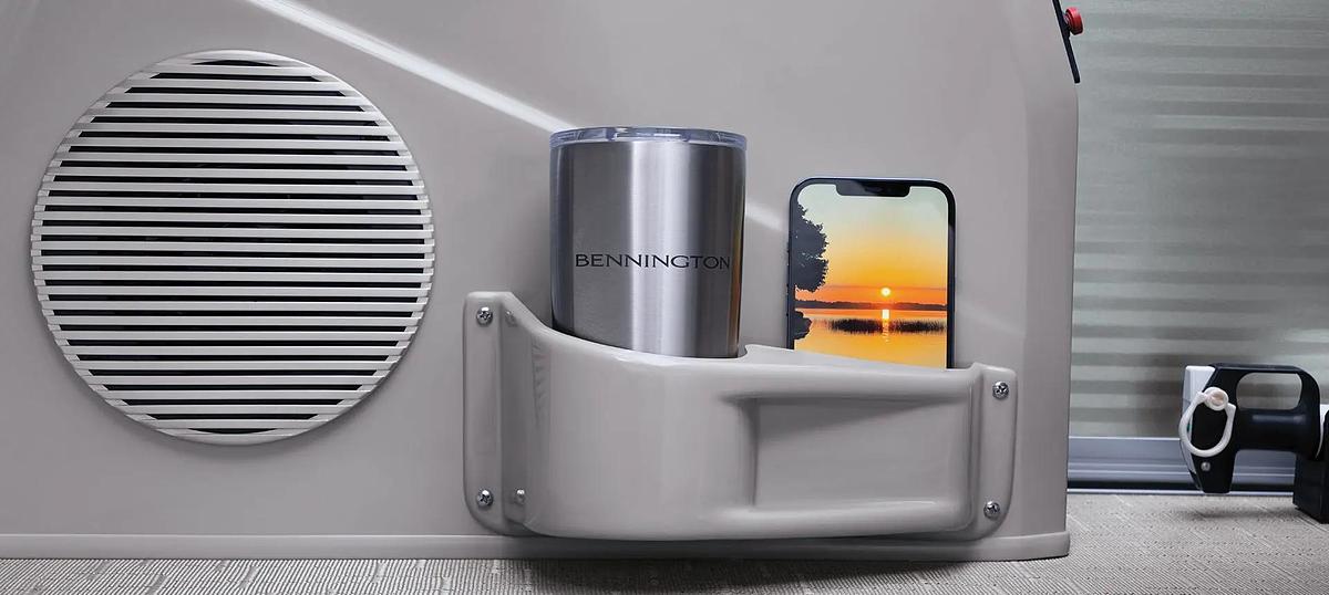 2026 Bennington SX Line