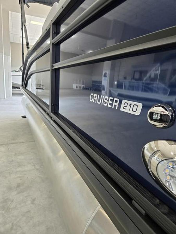 2026 Harris Cruiser 210 CWDH