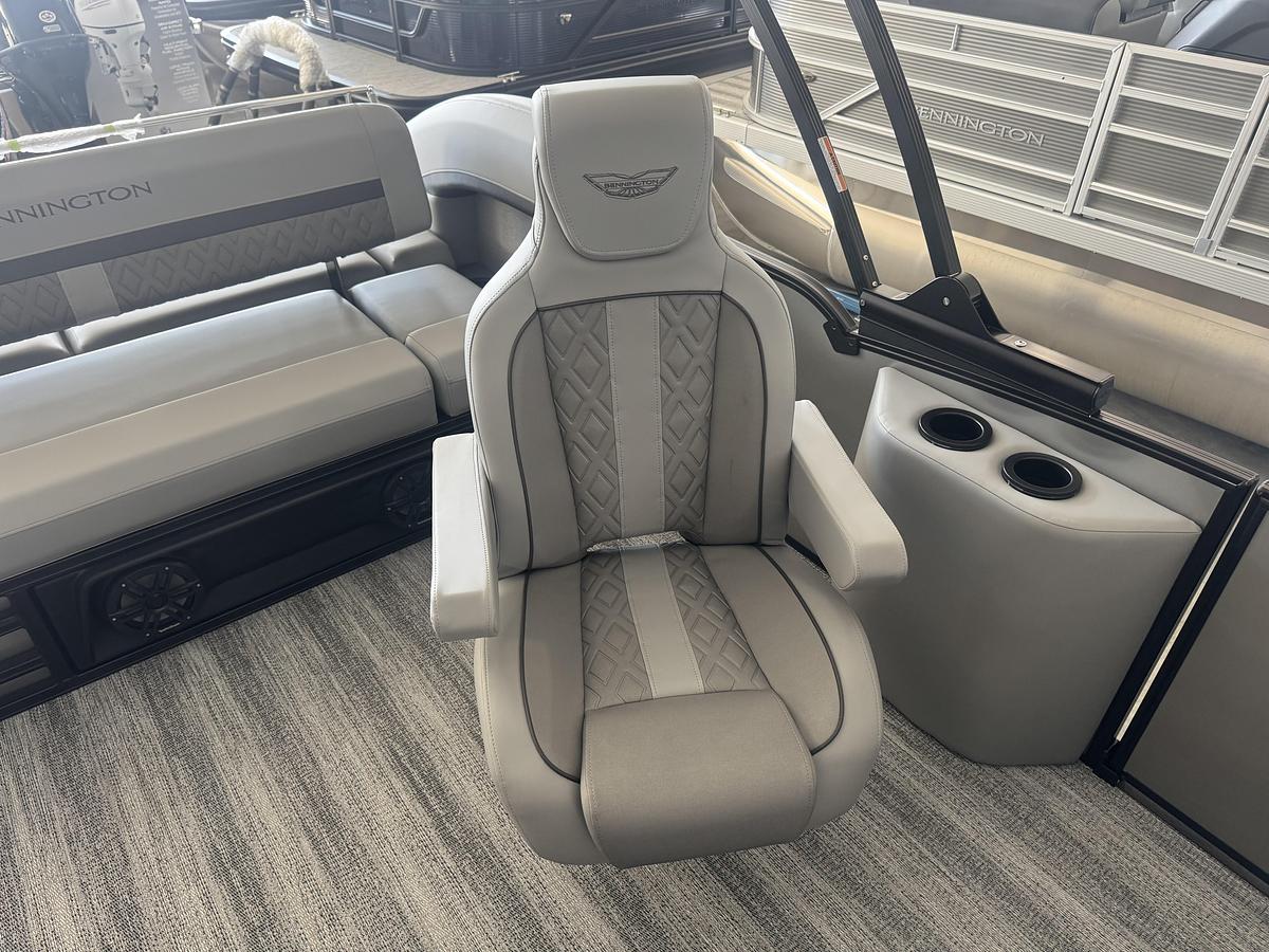 2026 Bennington 22MSBSE