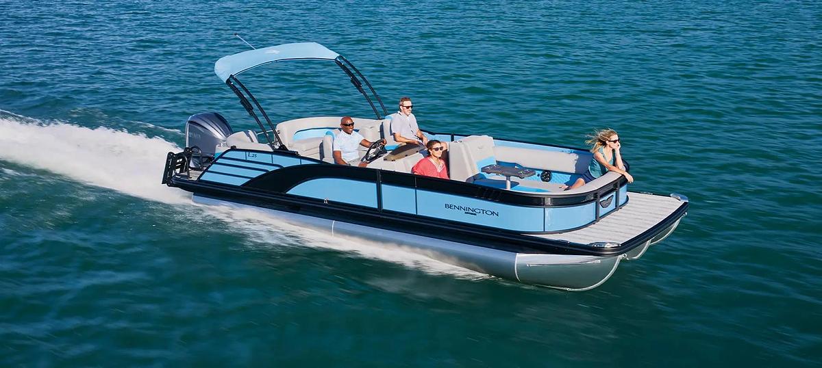 2026 Bennington L Bowrider Line