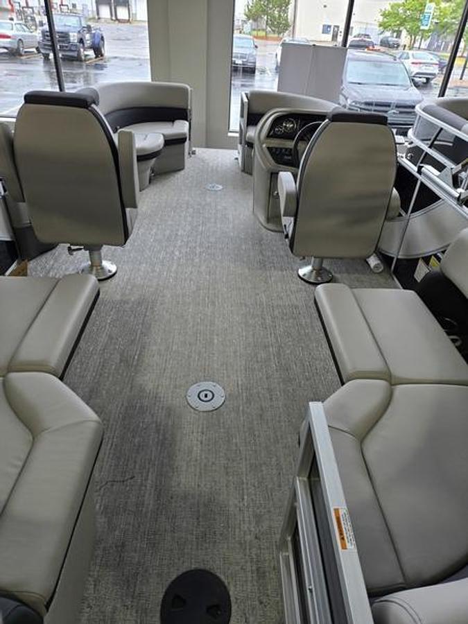 2026 South Bay 220RS LE Rear Seating 25"