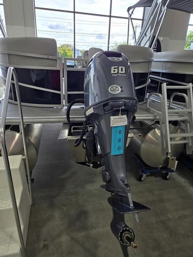 2026 Starcraft Marine LX 18 R