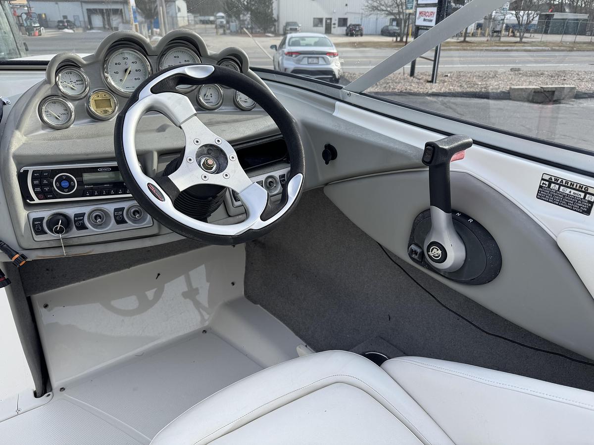 Used 2008 Bayliner 205 