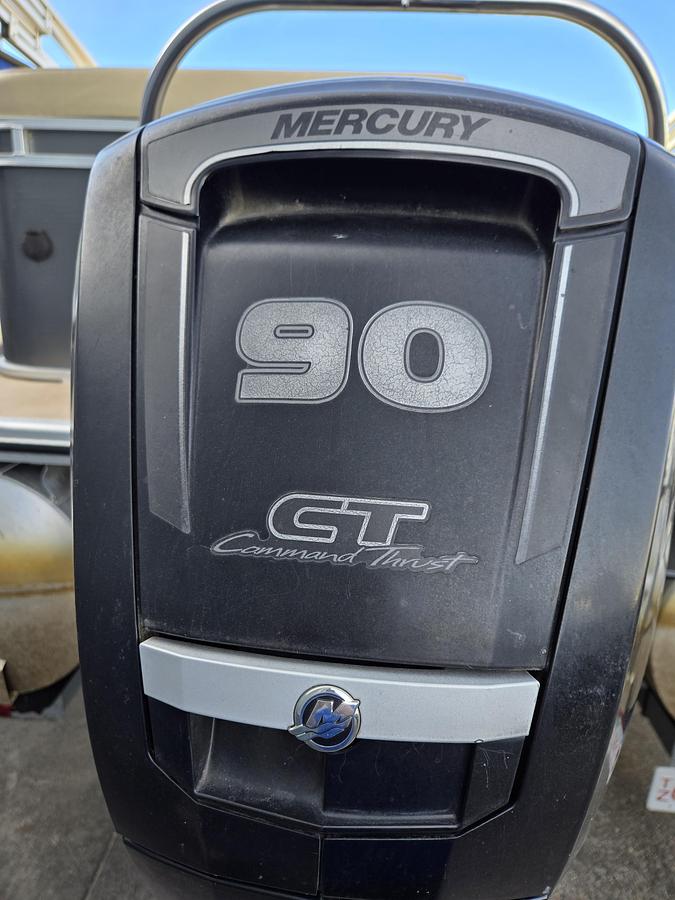 Used 2016 Cypress Cay Seabreeze 250