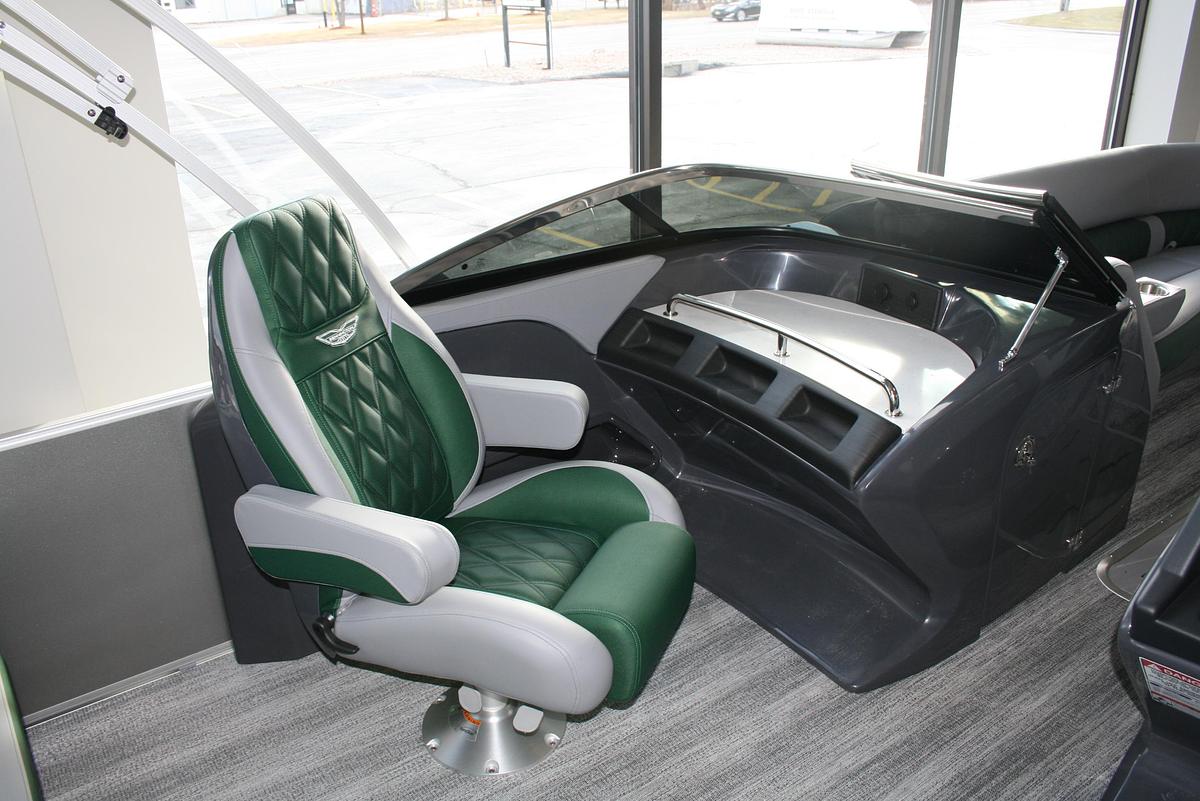 2026 Bennington 25QSBWSF