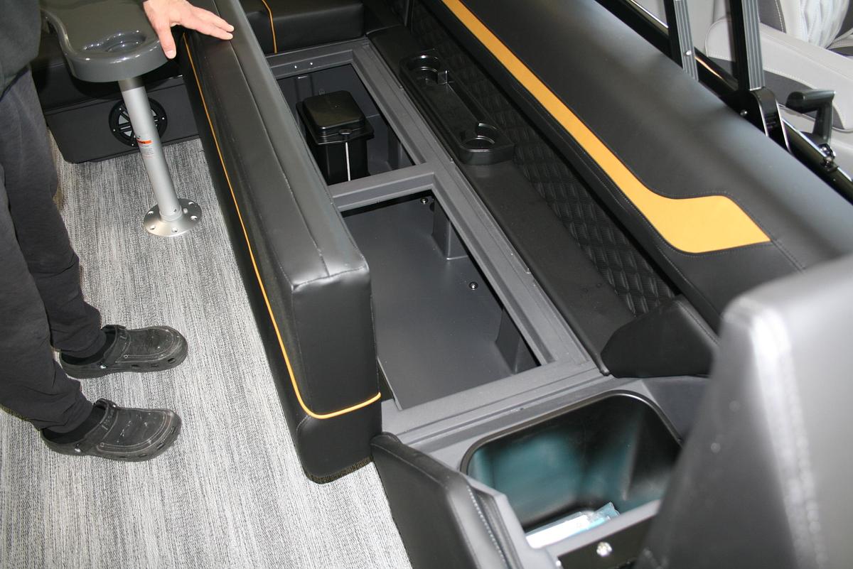 2026 Bennington 21SLSF