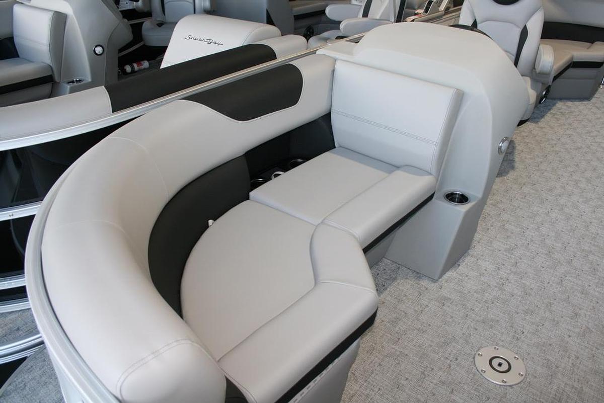2026 South Bay 220RS LE Rear Seating 25"