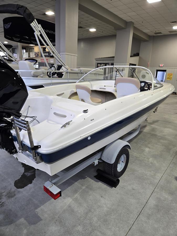 Used 2001 Bayliner 160 Capri bowrider