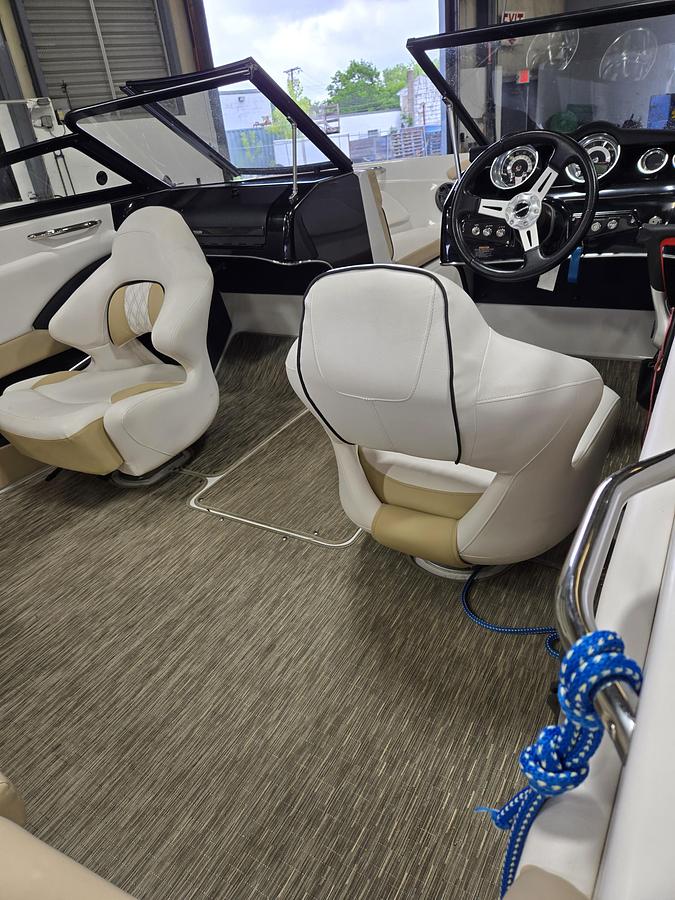 Used 2019 Glastron GT205