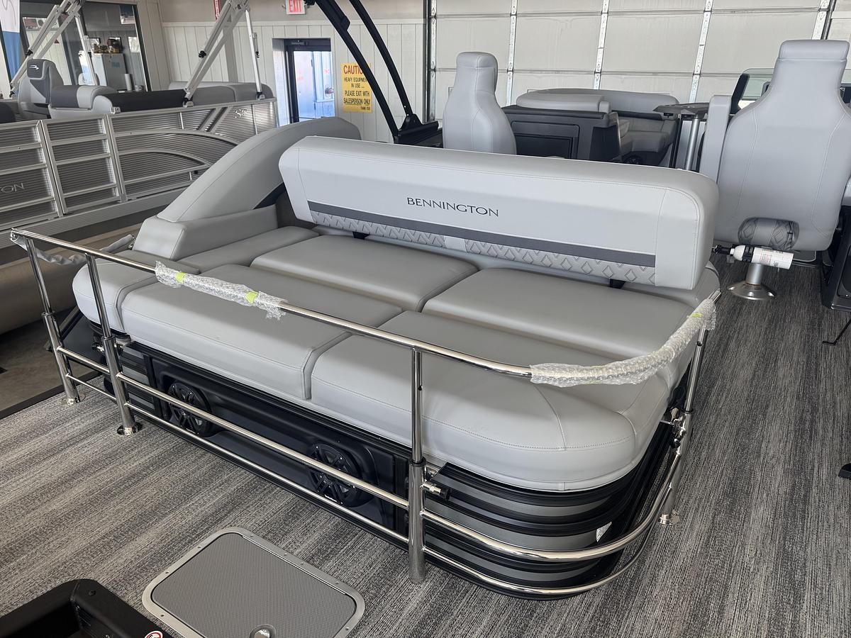 2026 Bennington 22MSBSE