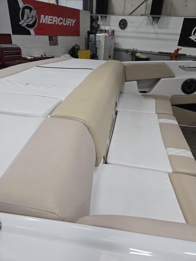 Used 2019 Glastron GT205