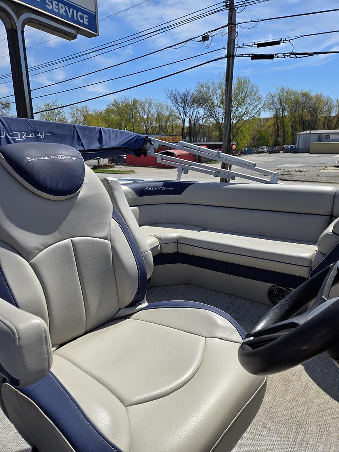 Used 2022 SOUTHBAY 220CR LE