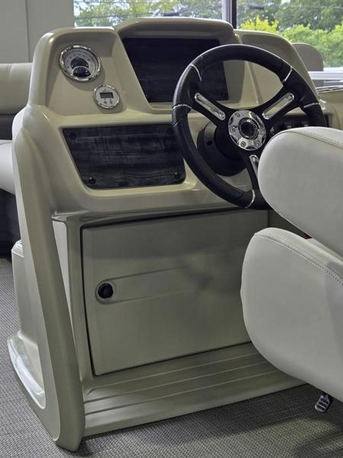 2026 Starcraft Marine LX 16 R