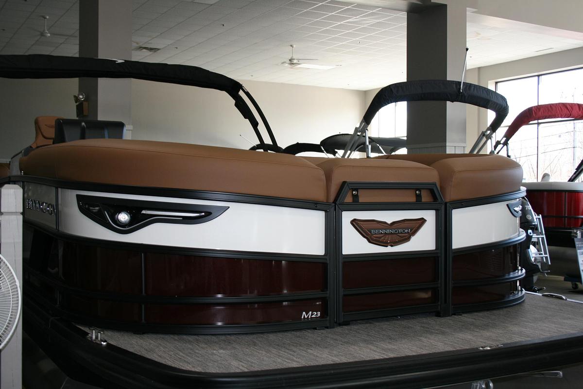 2026 Bennington 23MSLSF