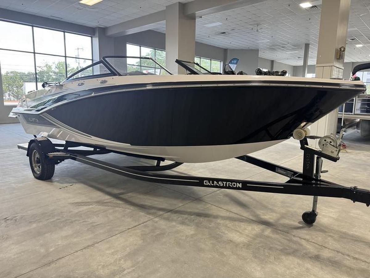 Used 2019 Glastron GT 205