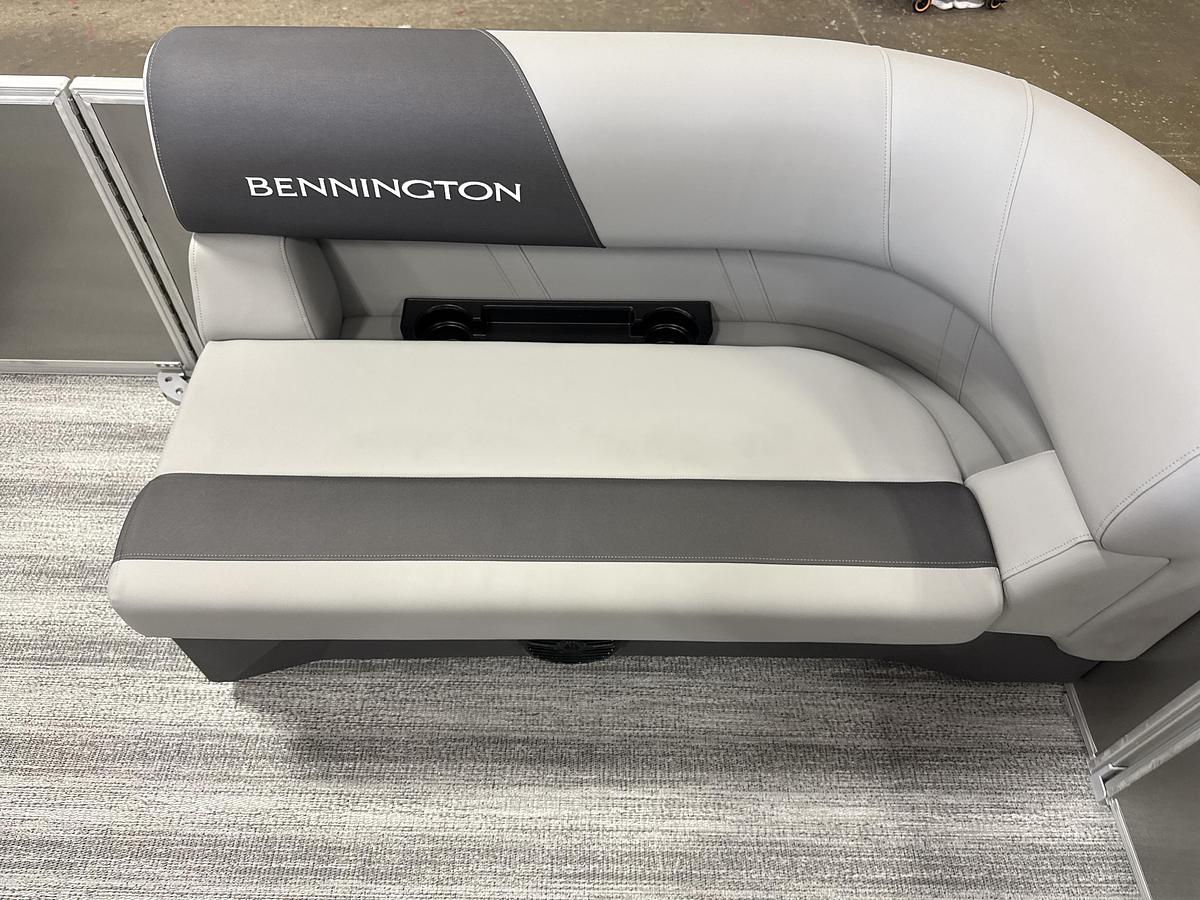 2027 Bennington 20SL